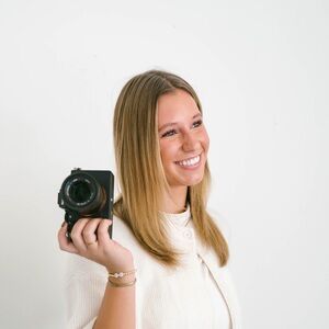 Meet your Posher, Esther